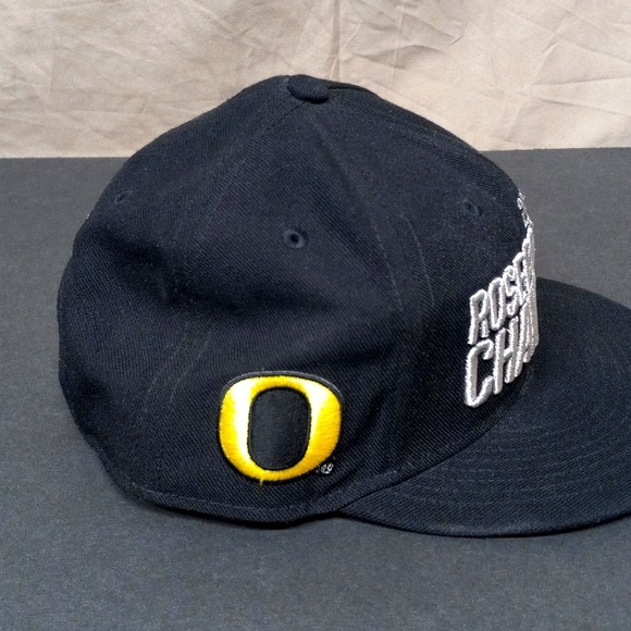 Snapback hat - Picture 3 of 5